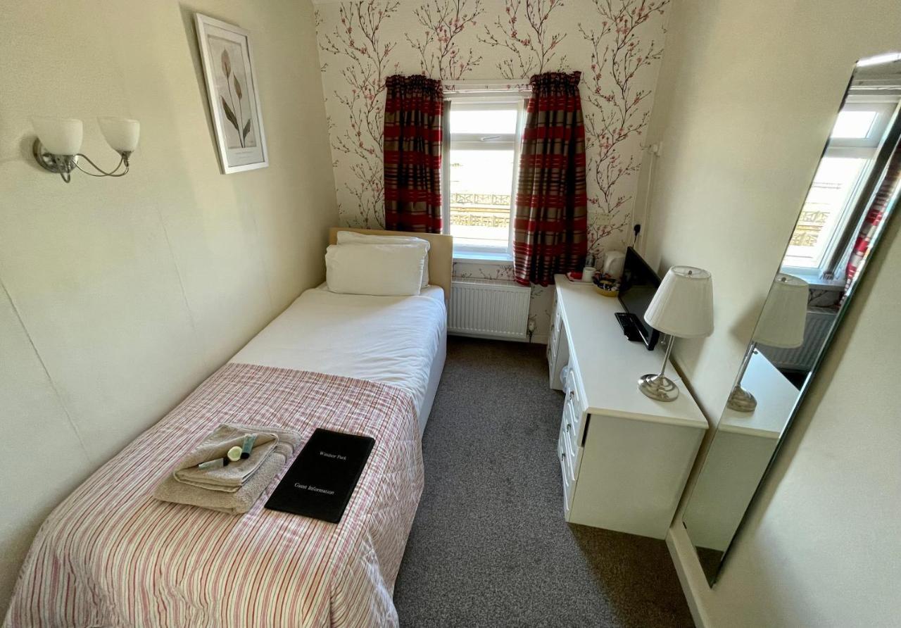 Windsor Park Hotel Blackpool Eksteriør bilde